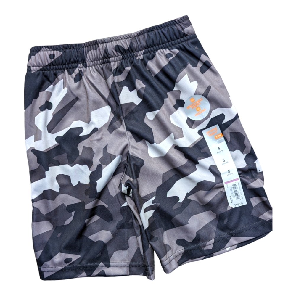 Jumping Beans Boys size 5 Black/Grey Camouflage Athletic Short